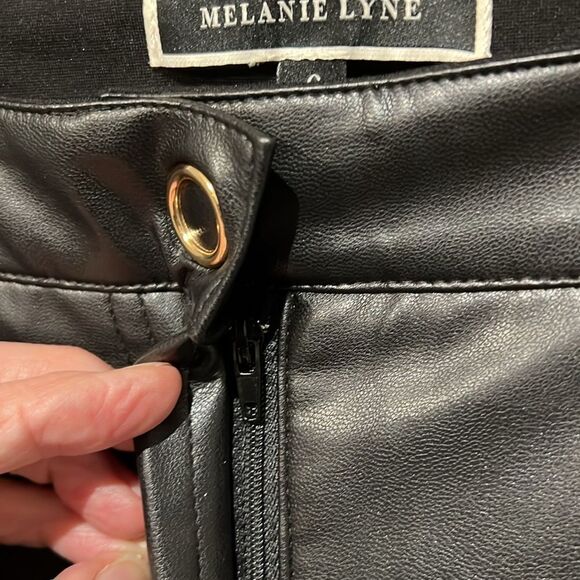 Melanie Lyne Black Faux Leather Pants Size 6 - Picture 3 of 10